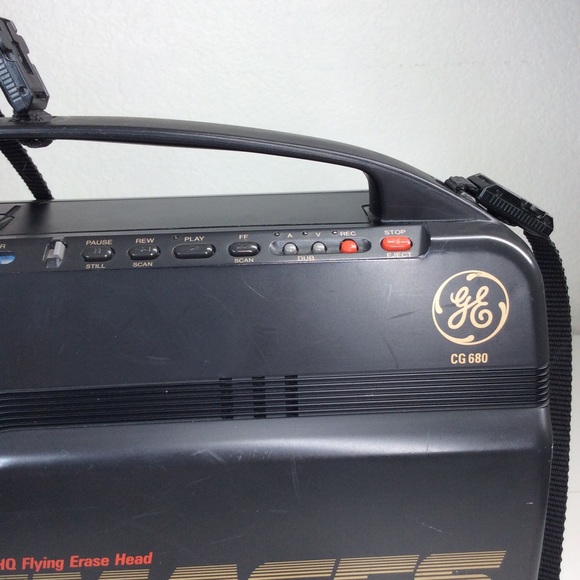 Vintage GE cg680 Video Recorder Not Tested - Picture 5 of 9